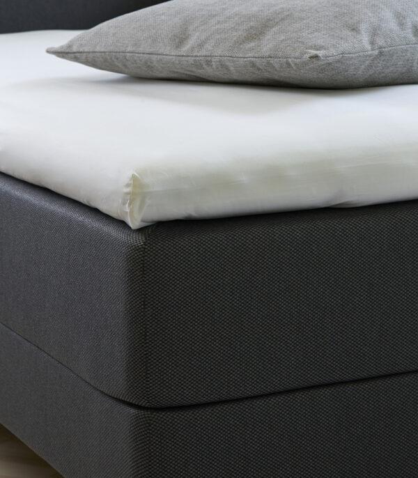 Unikka Kuvertlagen 200x210x5 7 Beige Satin Fra Unikka By Drømmeland