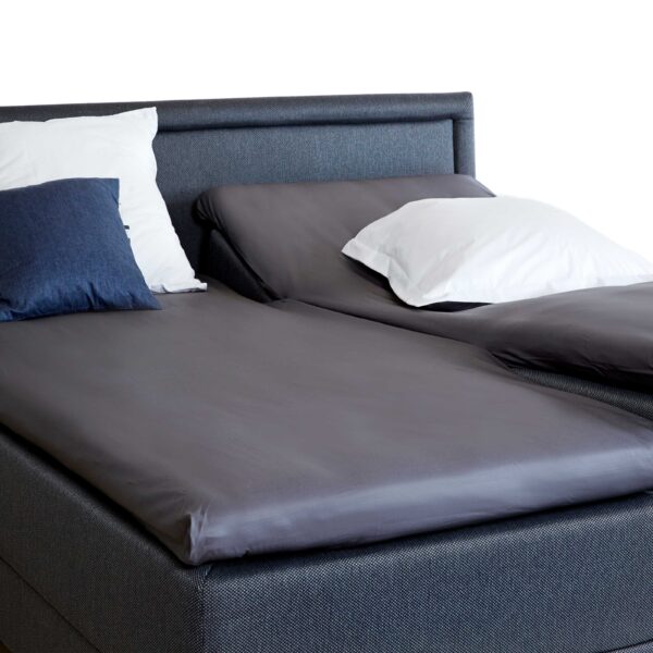 Unikka H Lagen 210x210x5 7 Grå Satin Fra Unikka By Drømmeland