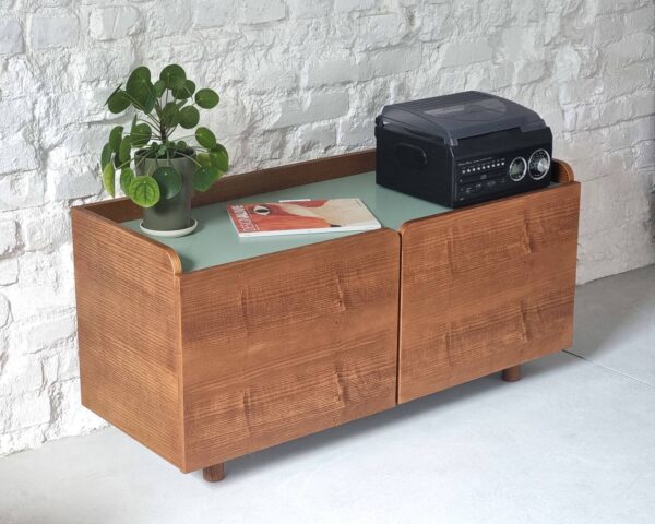 Dabi Record Player Bord 110cm Oak Sage Green Fra Ragaba